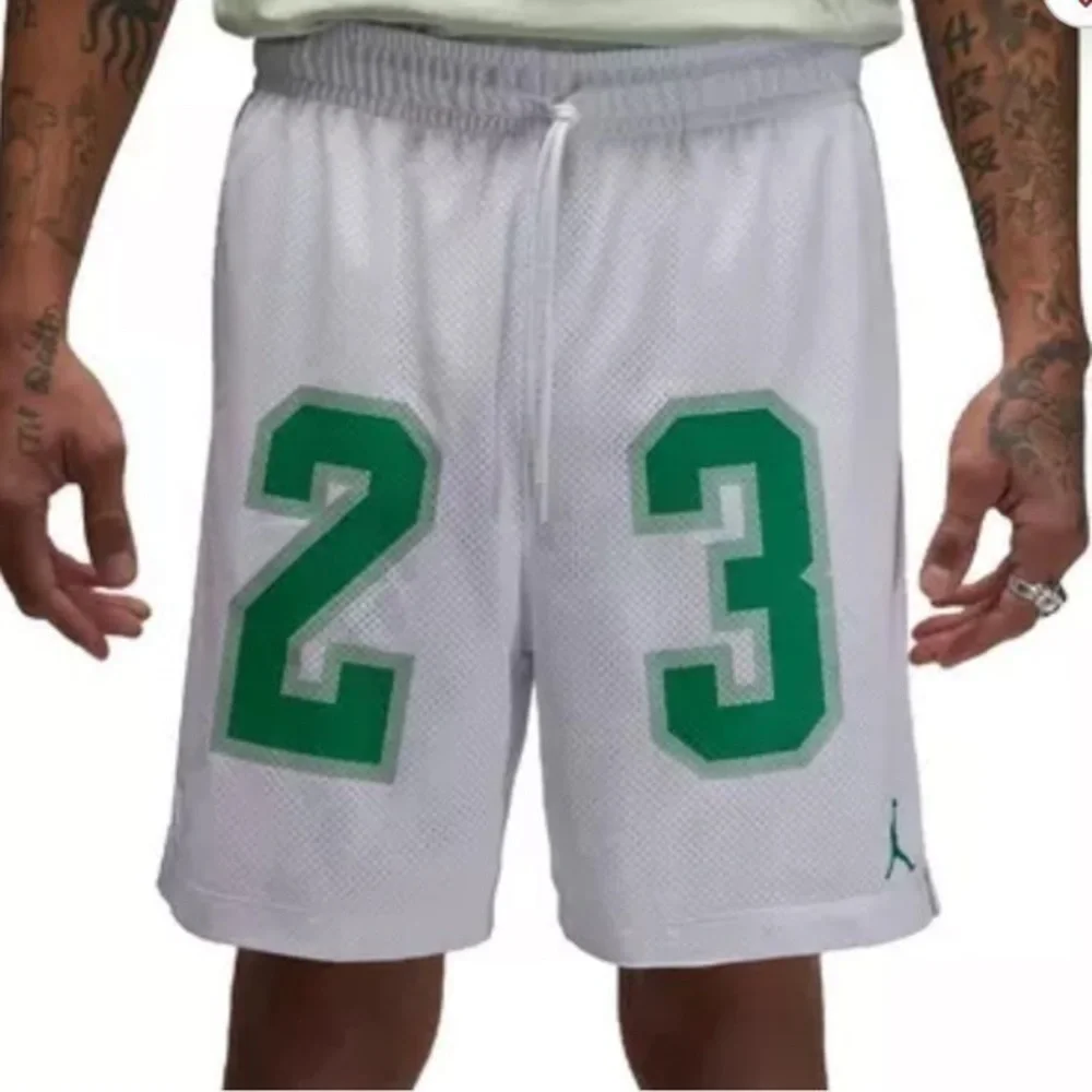NWT. JORDAN Men’s Mesh Shorts